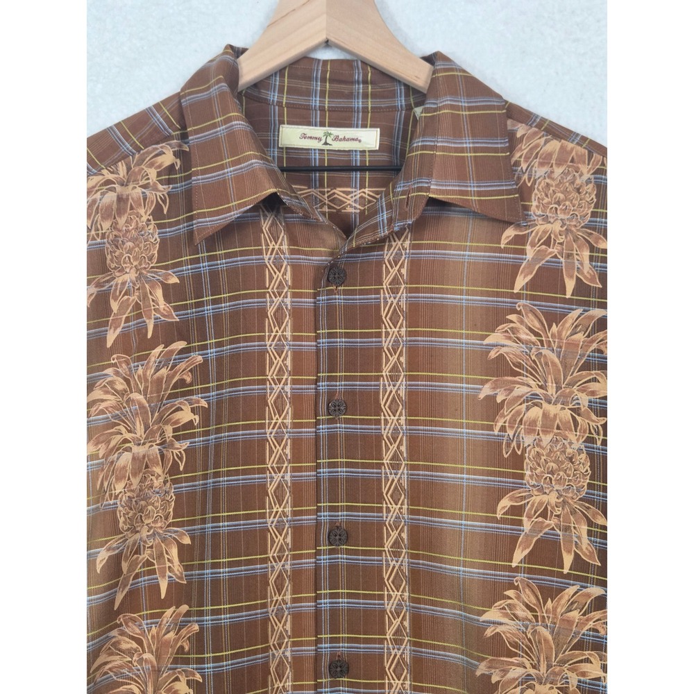Tommy Bahama Mens L Brown Silk Pineapple Plaid SS Button Up Shirt Aloha Novelty